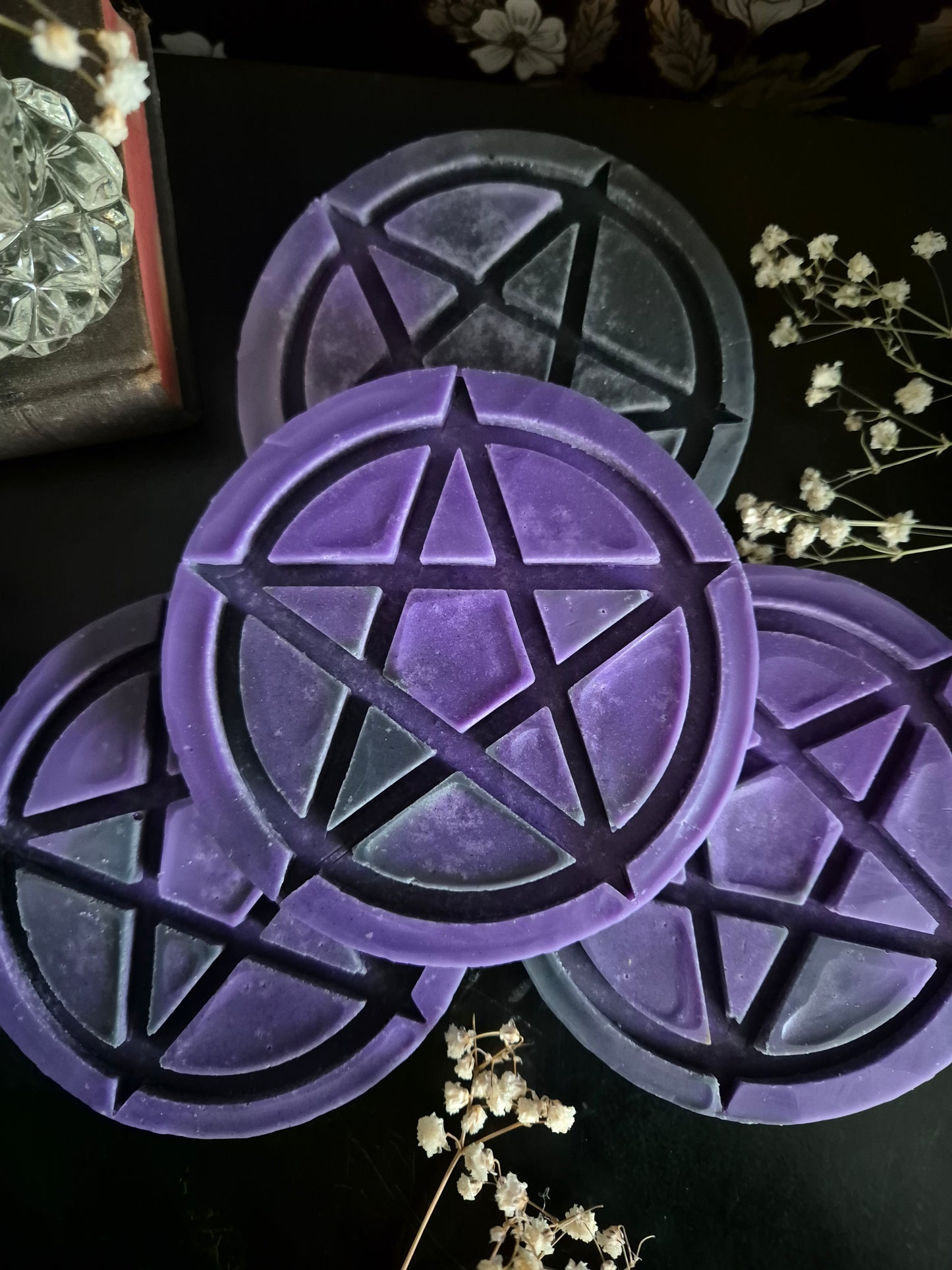 The Summoning Wax Melt - Clove, Sandalwood & Amber