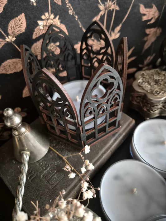 Black Musk & Pear Maxi Tealights